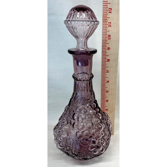 Imperial Glass Amethyst Grape Genie Bottle Decanter with Stopper 12 1/2" - Picture 7 of 7